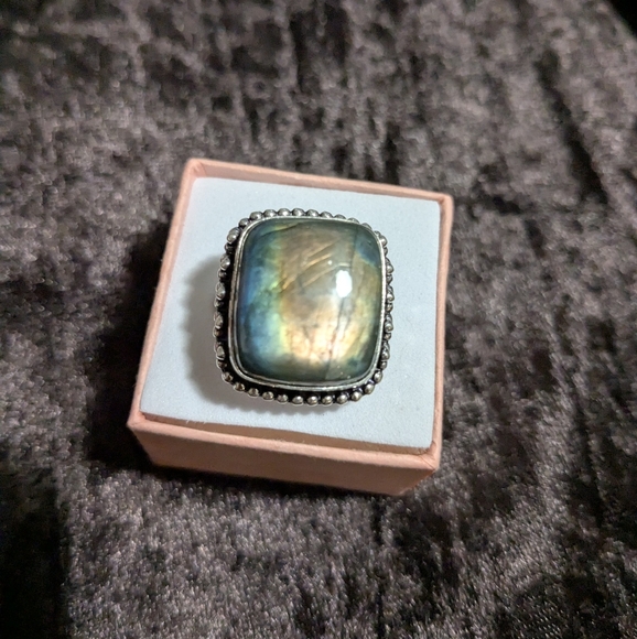 Handcrafted Labradorite Square Unisex Ring (8.75) - Picture 10 of 14